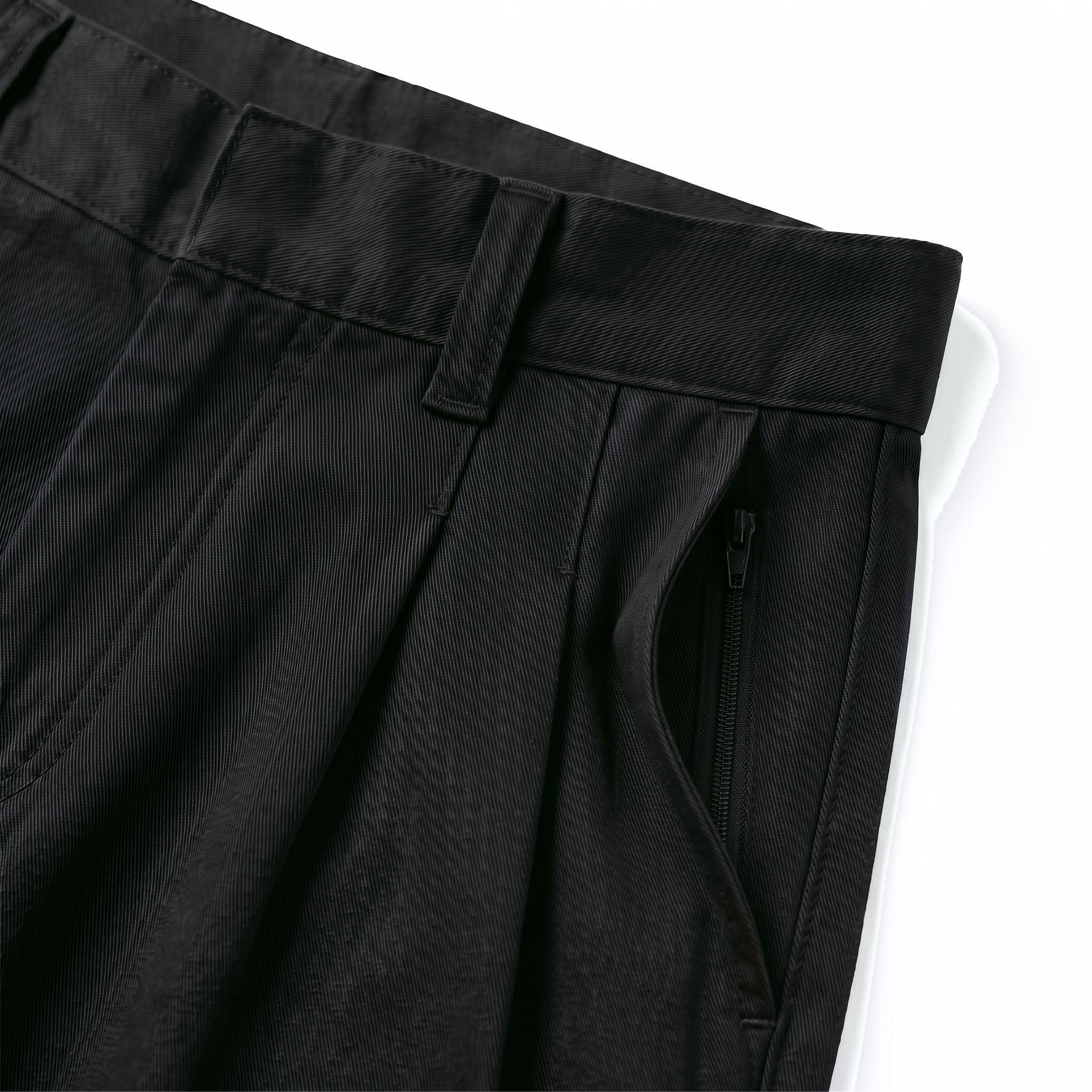 Bombacha de Campo Rancho Doble Negro — detalle de cintura y pinzas